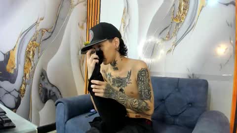 Snapshot of straightboy_nick chatting on 10/21/25, 05:41 NICK online show from 10/21/25, 05:41