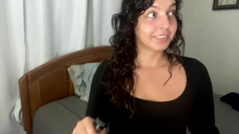 Snapshot of straightoutthetrailer chatting on 11/29/25, 06:05 lucille beatrice luficer call me lucy online show from 11/29/25, 06:05