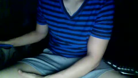 Snapshot of straiker_ chatting on 04/08/26, 02:11 striker online show from 04/08/26, 02:11