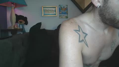 straitpipermann22 online show from 10/03/25, 02:08