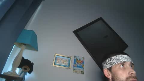 straitpipermann22 online show from 10/04/25, 06:17