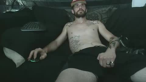 straitpipermann22 online show from 10/15/25, 09:59