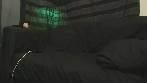 straitpipermann22 online show from 10/28/25, 09:24