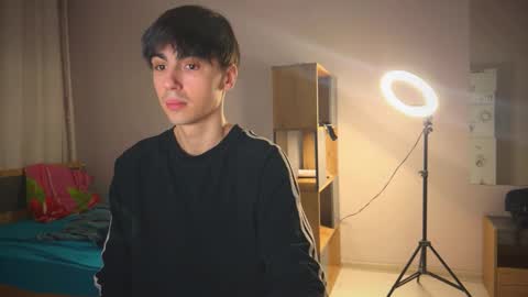 Ray online show from 02/08/26, 04:32