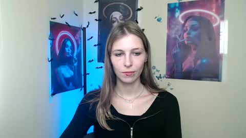 Snapshot of stranger_giirl chatting on 09/13/25, 07:08 Amalia online show from 09/13/25, 07:08