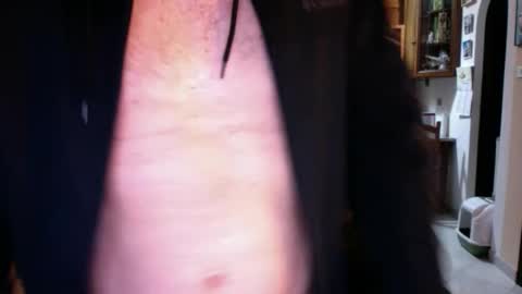 Snapshot of stranger_plus chatting on 10/21/25, 05:02 send me pics if you want online show from 10/21/25, 05:02