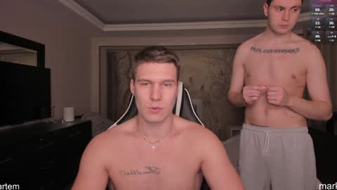 Snapshot of stranggee chatting on 12/05/24, 06:44 Artem online show from 12/05/24, 06:44