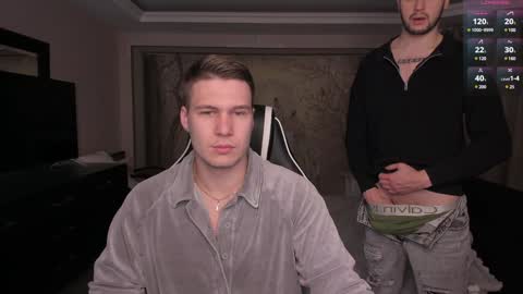 Snapshot of stranggee chatting on 01/04/25, 06:51 Artem online show from 01/04/25, 06:51