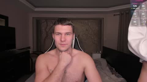 Snapshot of stranggee chatting on 01/13/25, 10:35 Artem online show from 01/13/25, 10:35