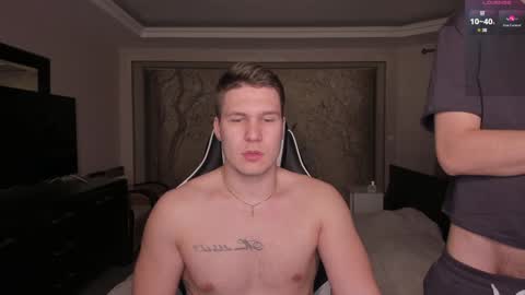 Snapshot of stranggee chatting on 02/03/25, 07:10 Artem online show from 02/03/25, 07:10