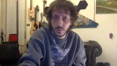 Snapshot of stratocasterluigi chatting on 10/30/25, 05:35 jizzers online show from 10/30/25, 05:35