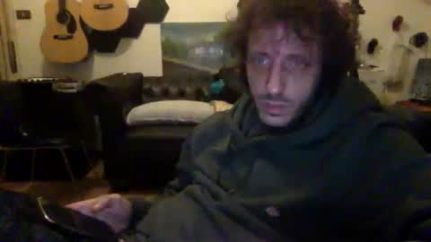 Snapshot of stratocasterluigi chatting on 02/07/26, 06:11 jizzers online show from 02/07/26, 06:11