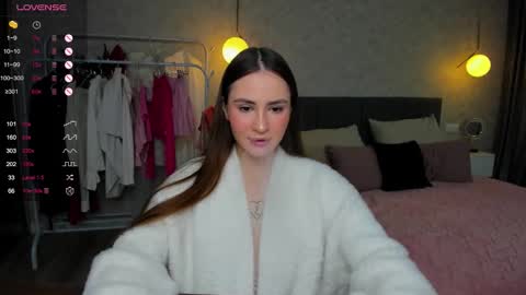 Laura online show from 02/20/26, 04:20
