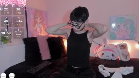 strawberry_kitty_ online show from 01/18/26, 03:54