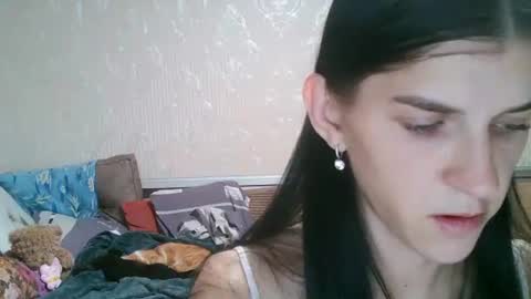 Strawberry Storm online show from 09/15/25, 06:52