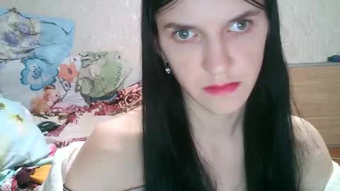 Strawberry Storm online show from 04/20/26, 04:43