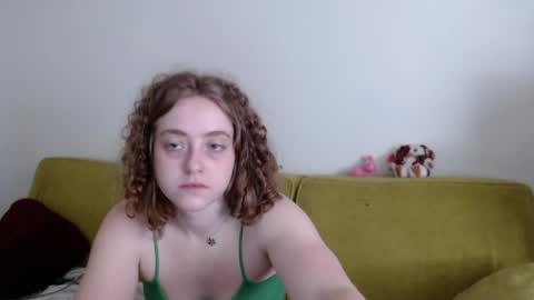 Strawberrylotsacake online show from 04/29/26, 02:43