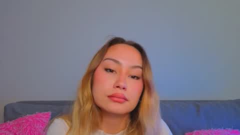 Tati and Lola online show from 03/17/26, 10:40