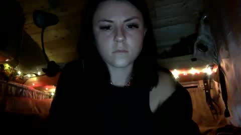 Snapshot of strawbrysugar chatting on 12/09/24, 03:40 Ruby Moon online show from 12/09/24, 03:40
