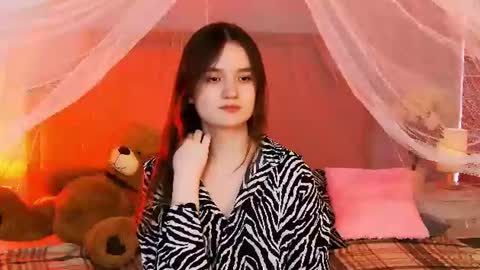Bunny online show from 06/19/26, 02:43
