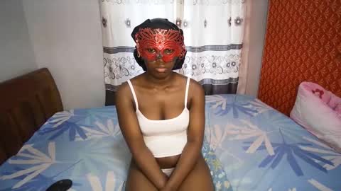 Snapshot of streetlioness chatting on 09/13/25, 11:21 streetlioness online show from 09/13/25, 11:21