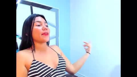 strella_moon online show from 02/19/26, 08:38