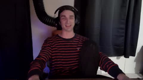 stringgreens777 online show from 01/17/26, 08:34