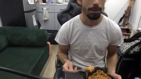 Snapshot of stringin69 chatting on 02/10/26, 12:04 stringin69 online show from 02/10/26, 12:04