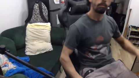 Snapshot of stringin69 chatting on 02/18/26, 08:10 stringin69 online show from 02/18/26, 08:10