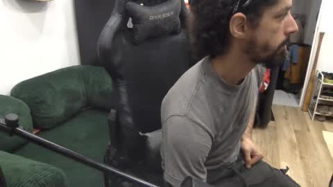 Snapshot of stringin69 chatting on 03/02/26, 07:09 stringin69 online show from 03/02/26, 07:09