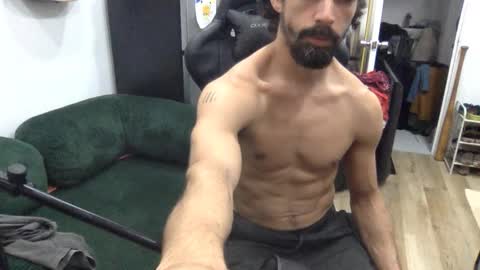 Snapshot of stringin69 chatting on 03/02/26, 07:15 stringin69 online show from 03/02/26, 07:15