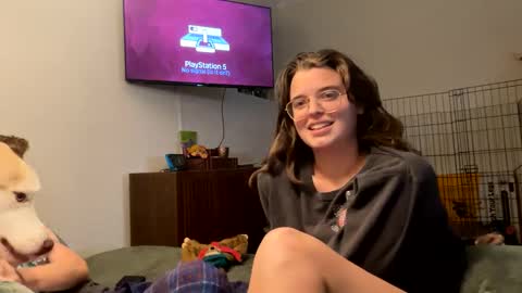 Snapshot of stringsandcurves chatting on 03/09/25, 03:54 StringsNCurves online show from 03/09/25, 03:54