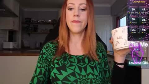 Amorina online show from 12/04/25, 10:24