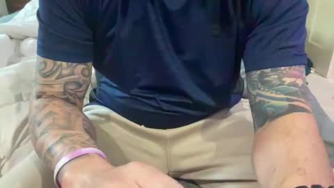 stroking33again online show from 11/08/25, 03:56