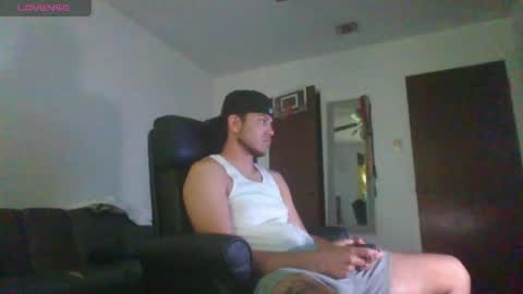 Snapshot of strokingdaddy4 chatting on 02/23/26, 09:45 strokingdaddy4 online show from 02/23/26, 09:45