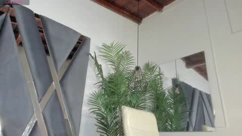 Alexa   online show from 01/17/25, 11:06