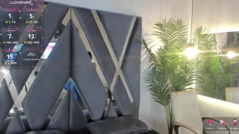 Alexa   online show from 02/04/25, 11:05