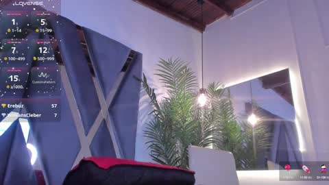 Alexa   online show from 02/07/25, 02:15