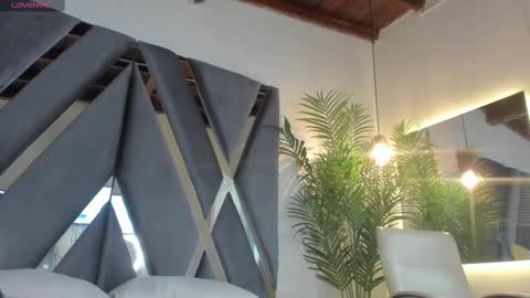 Alexa   online show from 03/01/25, 11:17