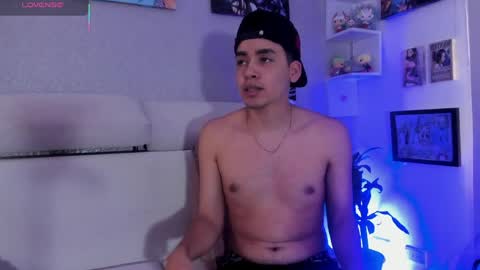 strong_rock69 online show from 04/01/26, 03:31