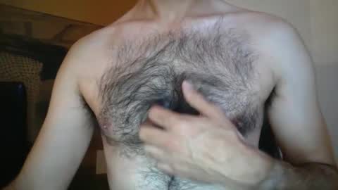 Snapshot of strongandmanly chatting on 01/10/25, 07:04 Strongandmanly online show from 01/10/25, 07:04