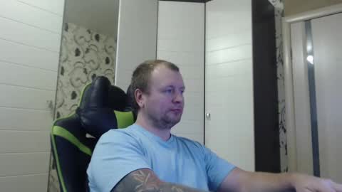 Alex online show from 02/01/25, 11:21