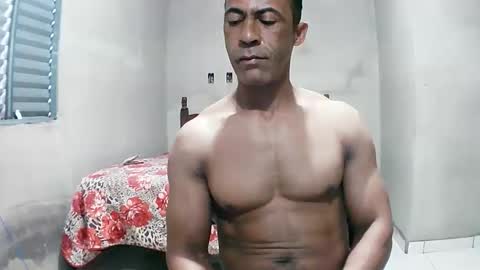 Snapshot of strongdaddyfantastic chatting on 05/16/26, 01:21 strongdaddyfantastic online show from 05/16/26, 01:21