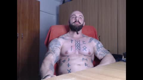 Snapshot of strongivan chatting on 01/02/25, 07:07 StrongIvan online show from 01/02/25, 07:07