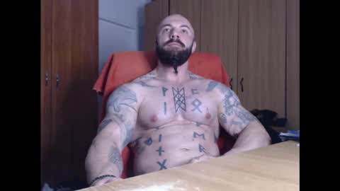 Snapshot of strongivan chatting on 01/09/25, 04:52 StrongIvan online show from 01/09/25, 04:52