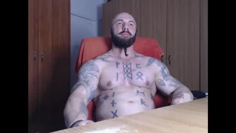 Snapshot of strongivan chatting on 01/31/25, 06:57 StrongIvan online show from 01/31/25, 06:57