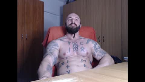 Snapshot of strongivan chatting on 03/05/25, 05:29 StrongIvan online show from 03/05/25, 05:29