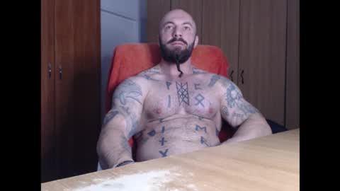 Snapshot of strongivan chatting on 10/04/25, 05:38 StrongIvan online show from 10/04/25, 05:38