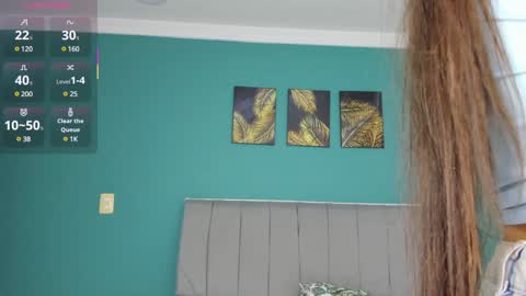 Snapshot of stroong_couple_ chatting on 01/29/25, 01:48 Strong Couple online show from 01/29/25, 01:48