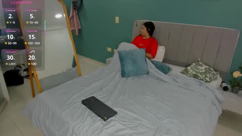 Snapshot of stroong_couple_ chatting on 02/15/25, 04:36 Strong Couple online show from 02/15/25, 04:36